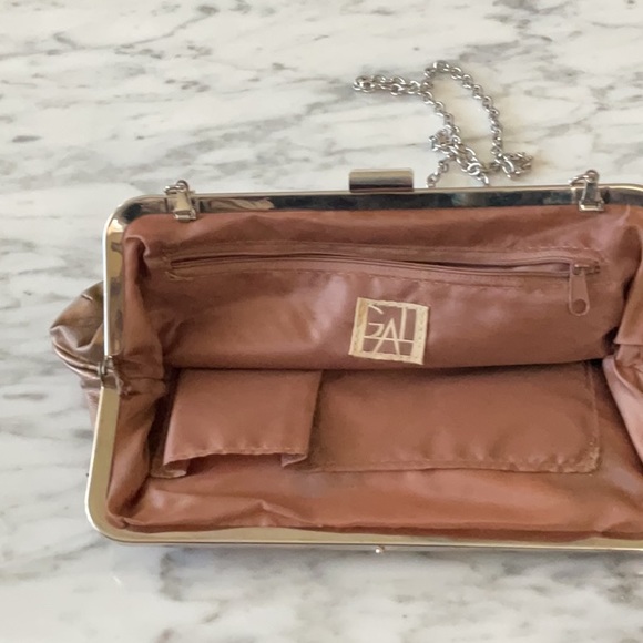 NWT evening bag Gorgeous bronze - Picture 3 of 4